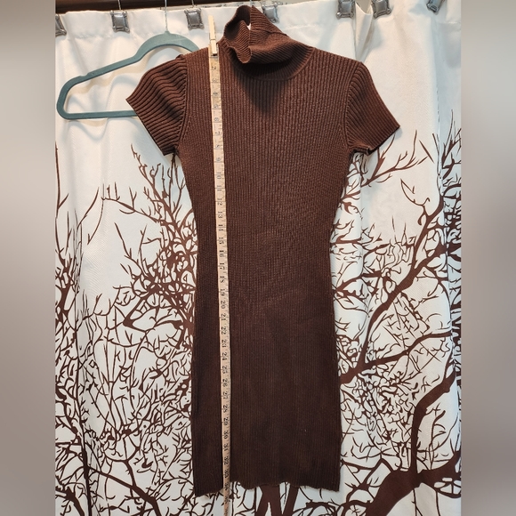 Form Fitting Essential Sweater